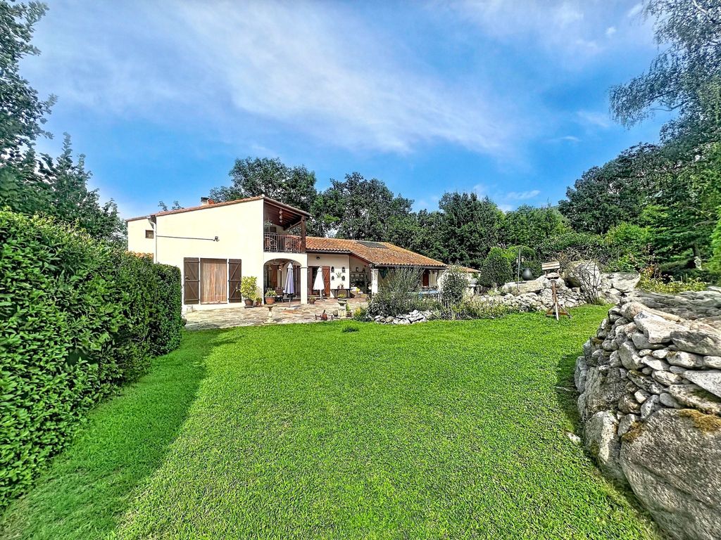 Property photo 2 of 25 E66184A0c4F9584B450Eb73Ffe65F3E5_05B14B5656_3240-Big