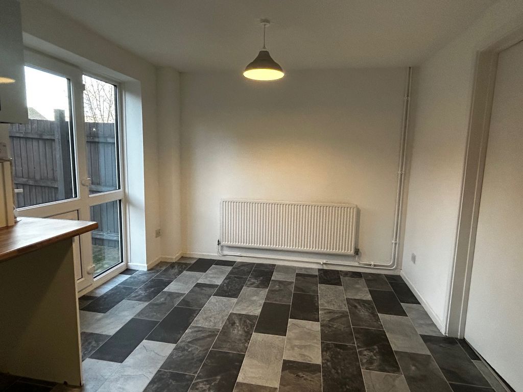 Property photo 2 of 8 Dining Room