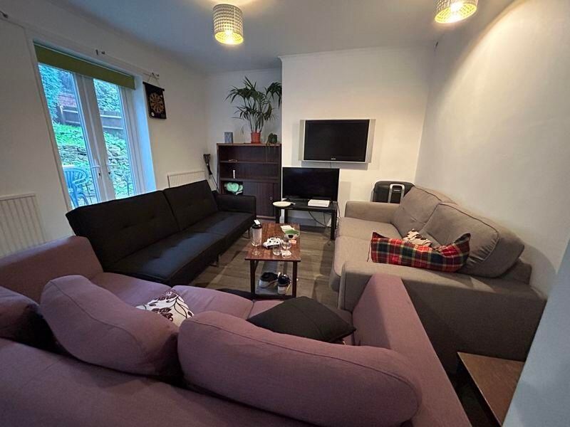 Property photo 2 of 9 A Spacious And Well-Lit Contemporary Living Room F...