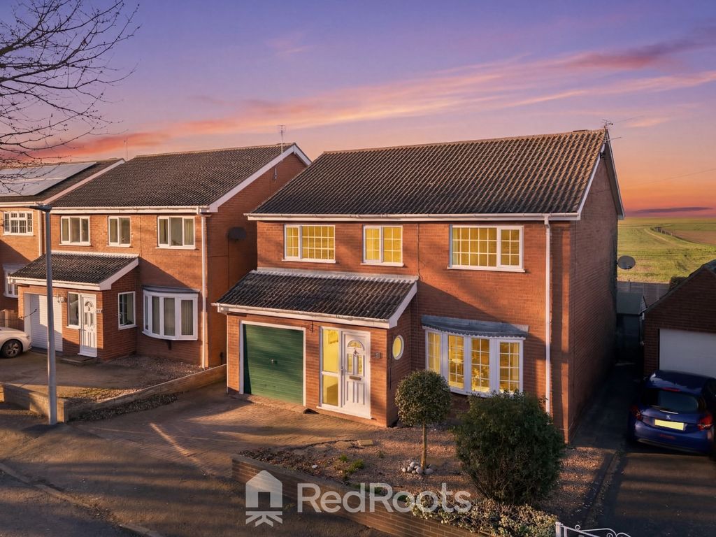 Property photo 1 of 31 4963330