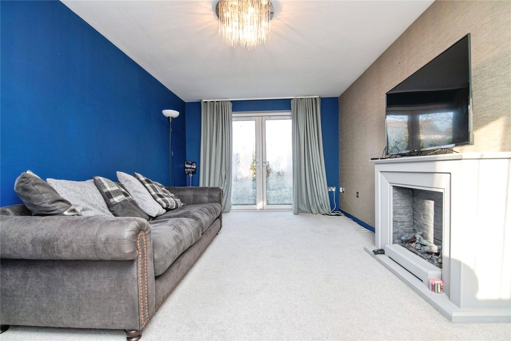 Property photo 2 of 20 Picture No. 19