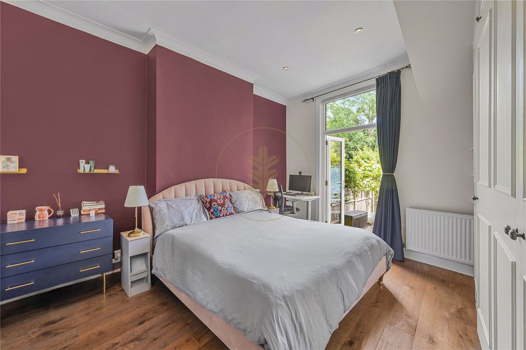 Property photo 2 of 15 Picture No. 05