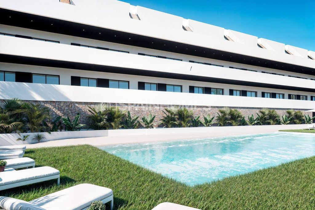 Property photo 2 of 30