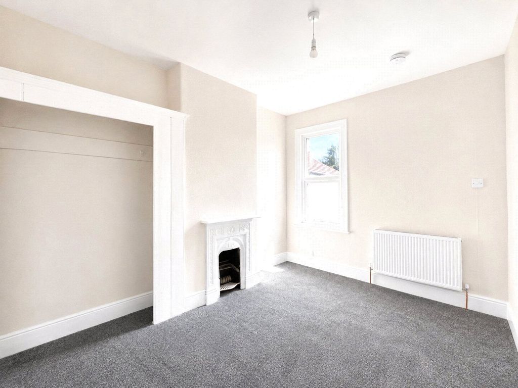 Property photo 2 of 11 Picture No. 10