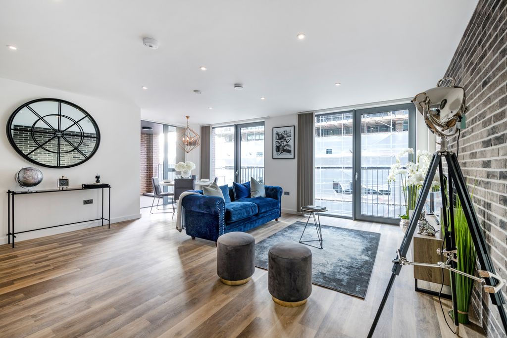 Property photo 2 of 9