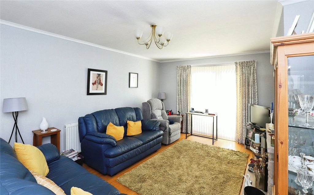 Property photo 2 of 16 Picture No. 08