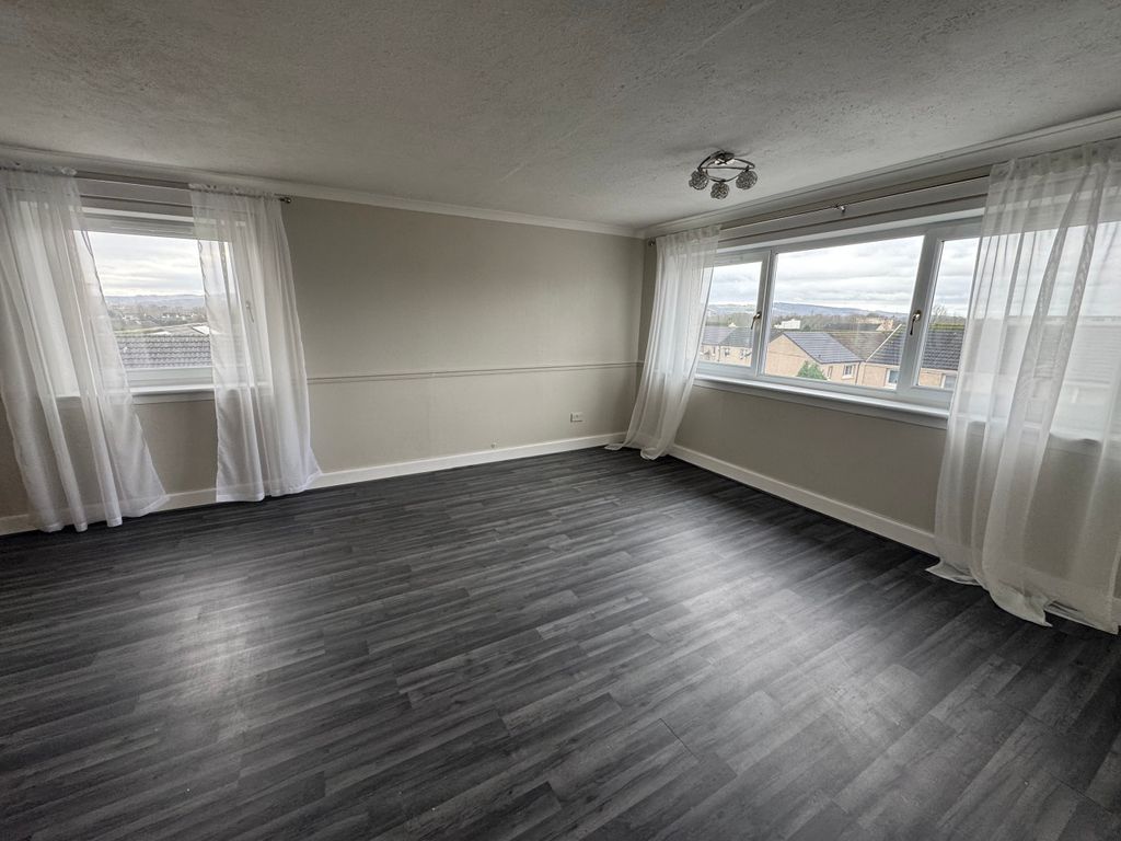 Property photo 3 of 14 3.Jpeg