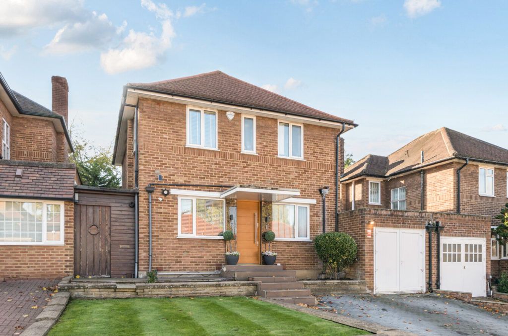 Property photo 1 of 19