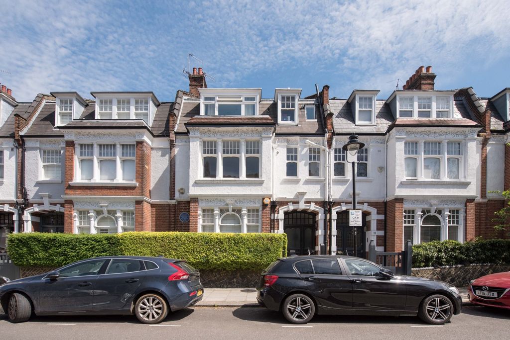 Property photo 2 of 8 Photo 04