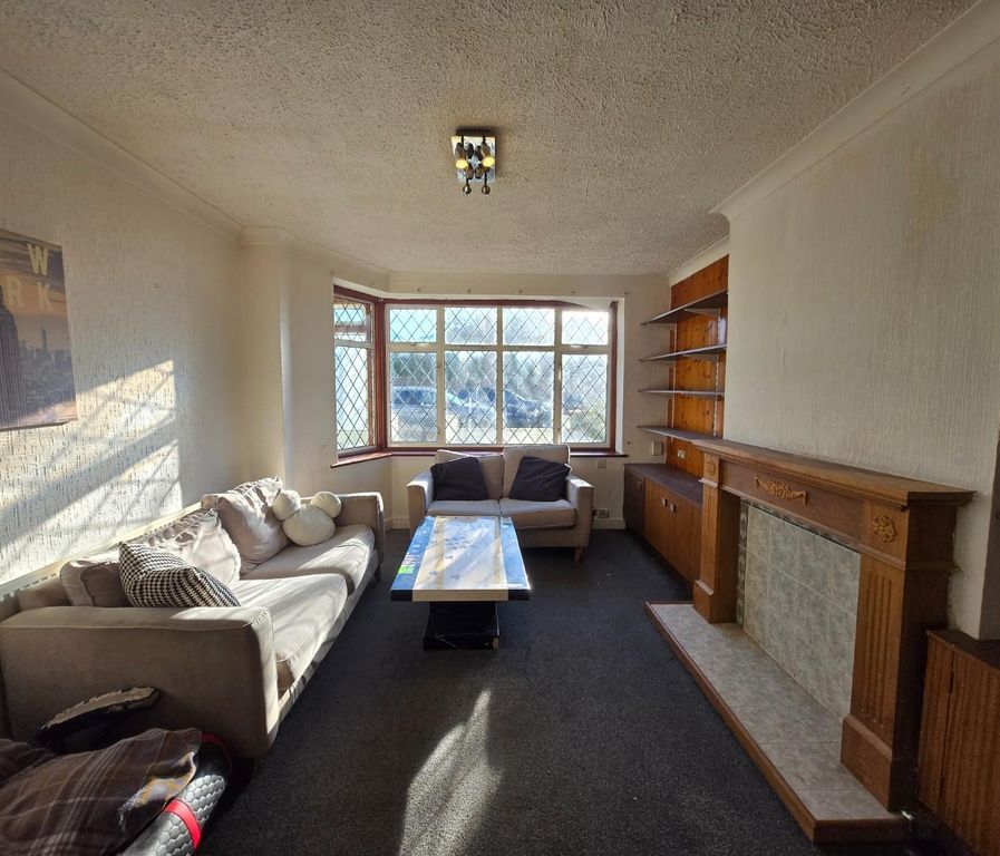 Property photo 2 of 8 20260103_120706.Jpg