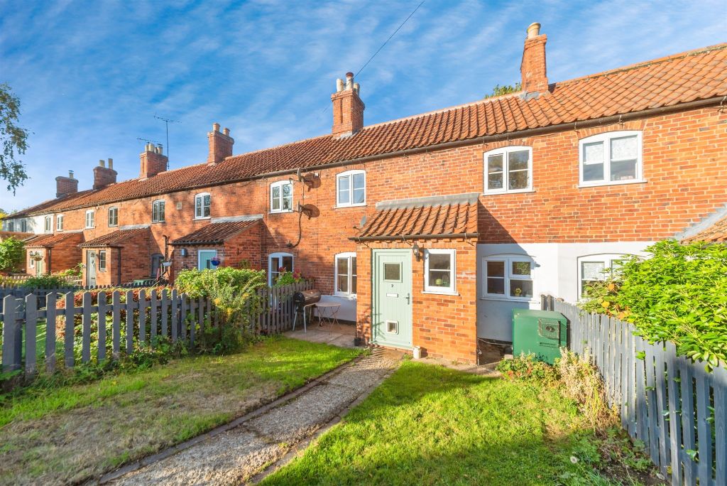 Property photo 1 of 17