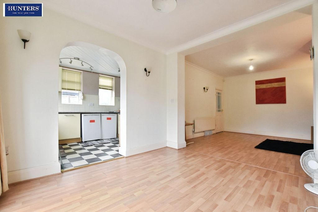 Property photo 2 of 20 Dining Room