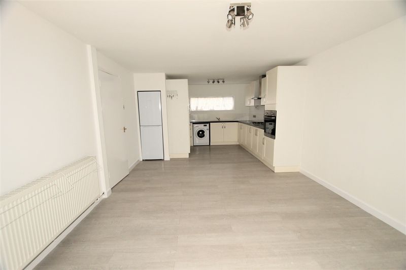 Property photo 2 of 13 Photo 1