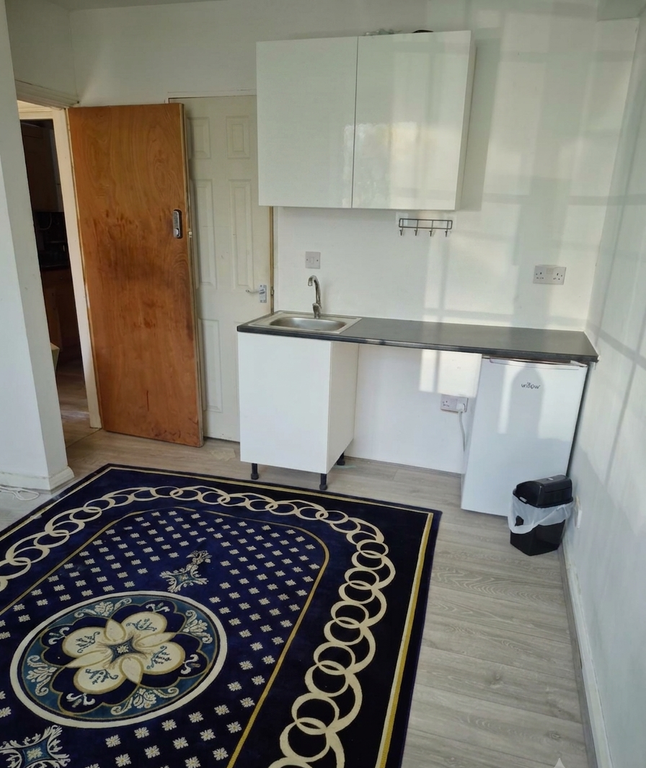 Property photo 2 of 4