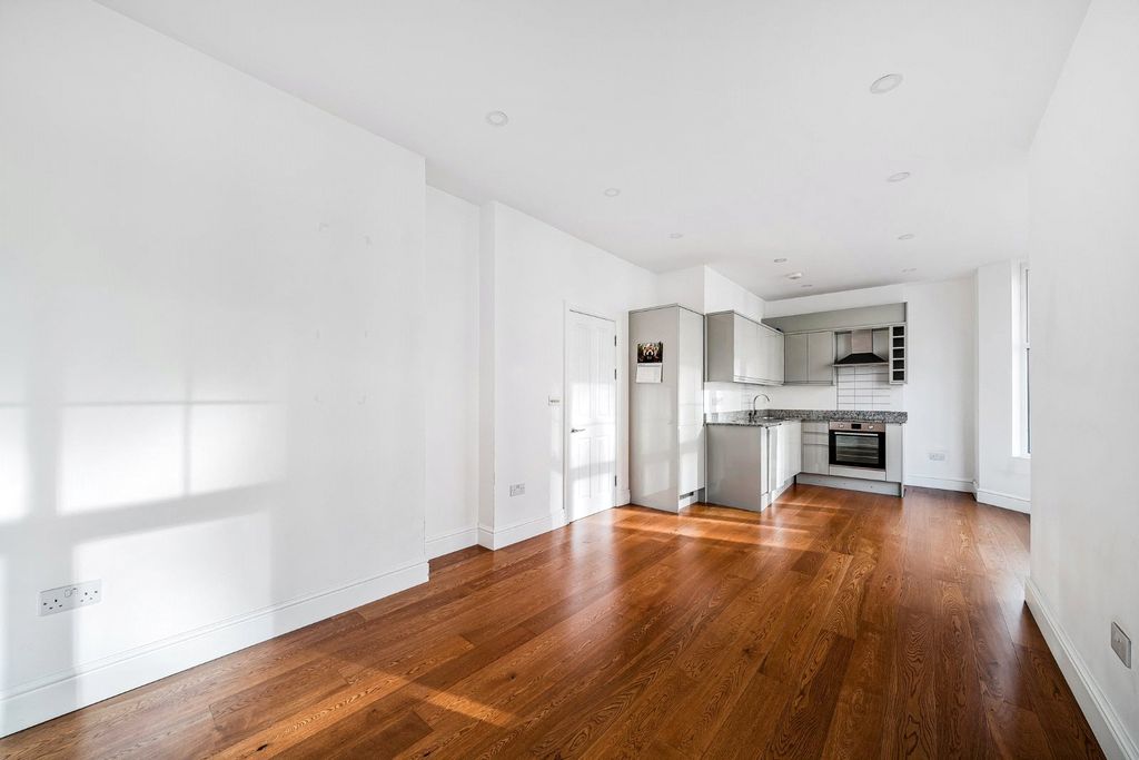 Property photo 1 of 14 Picture No. 03