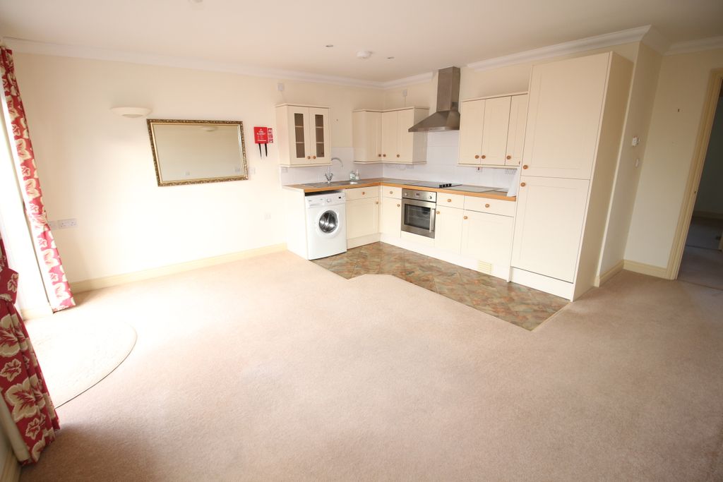 Property photo 3 of 13