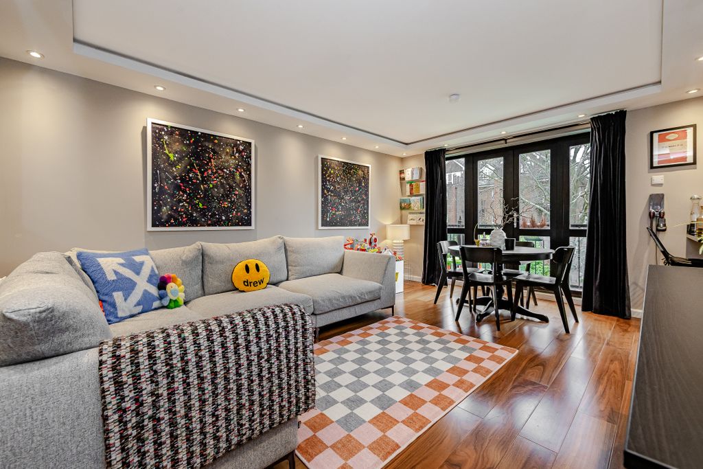 Property photo 3 of 21