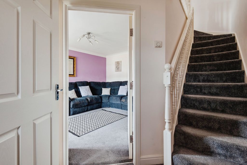 Property photo 2 of 20 Pbox-Img.Jpg
