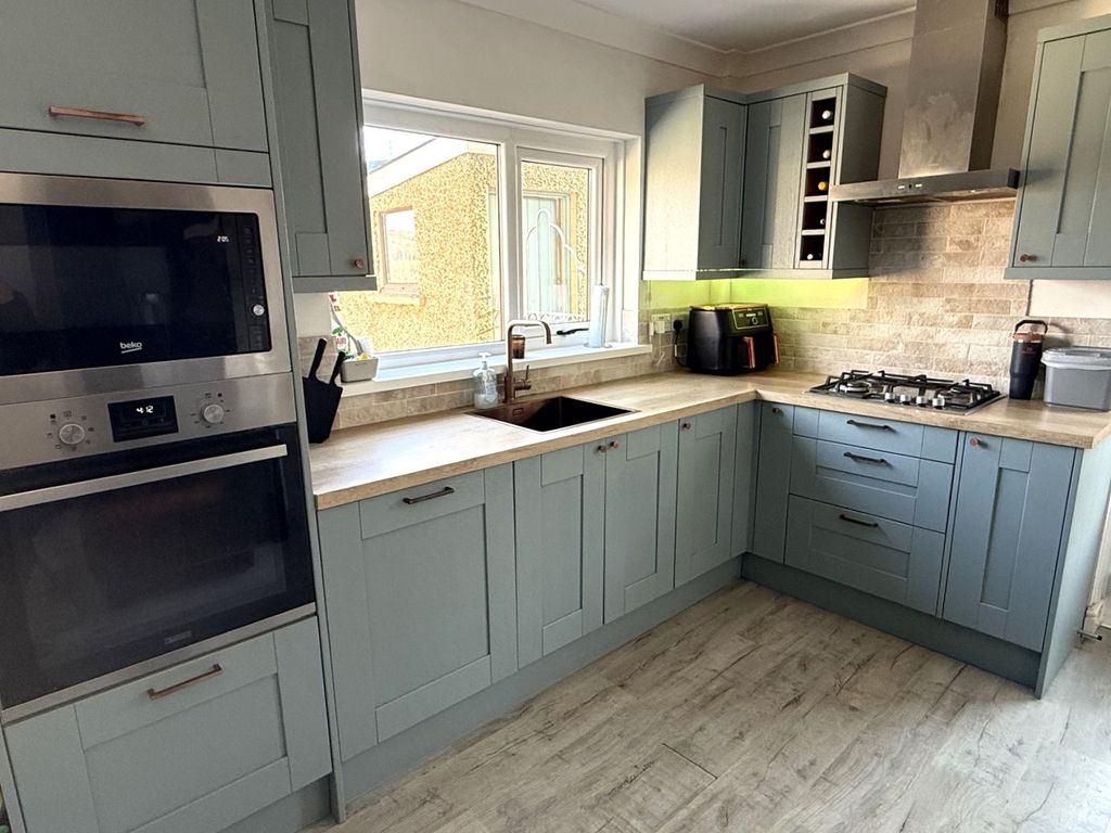 Property photo 3 of 18 Not Specified