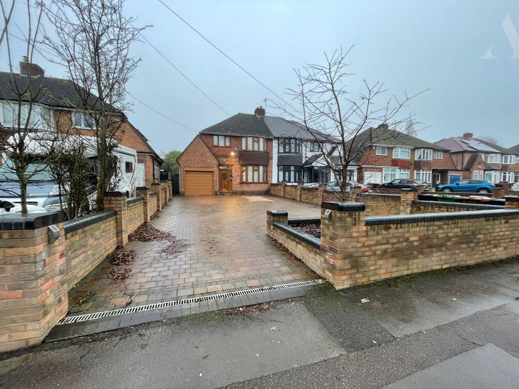 Property photo 1 of 20 Img-20241212-Wa0006