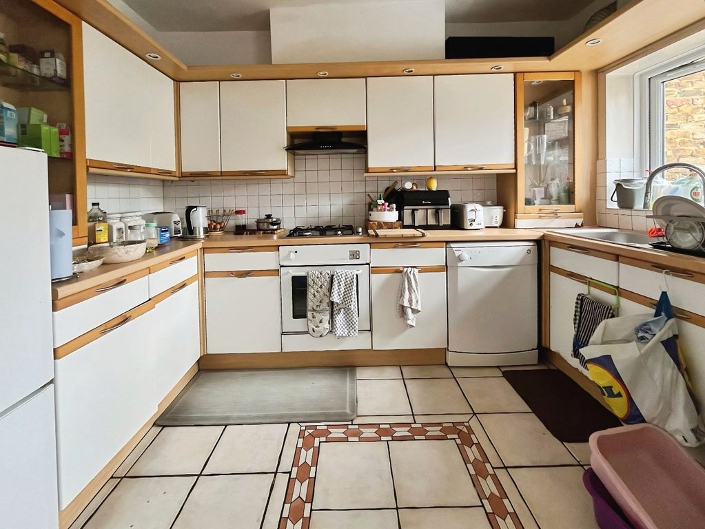 Property photo 2 of 9 Pbox-Img.Jpg