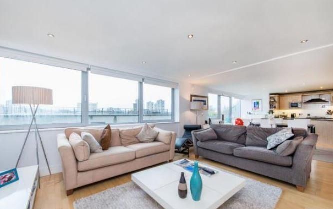 Property photo 2 of 7