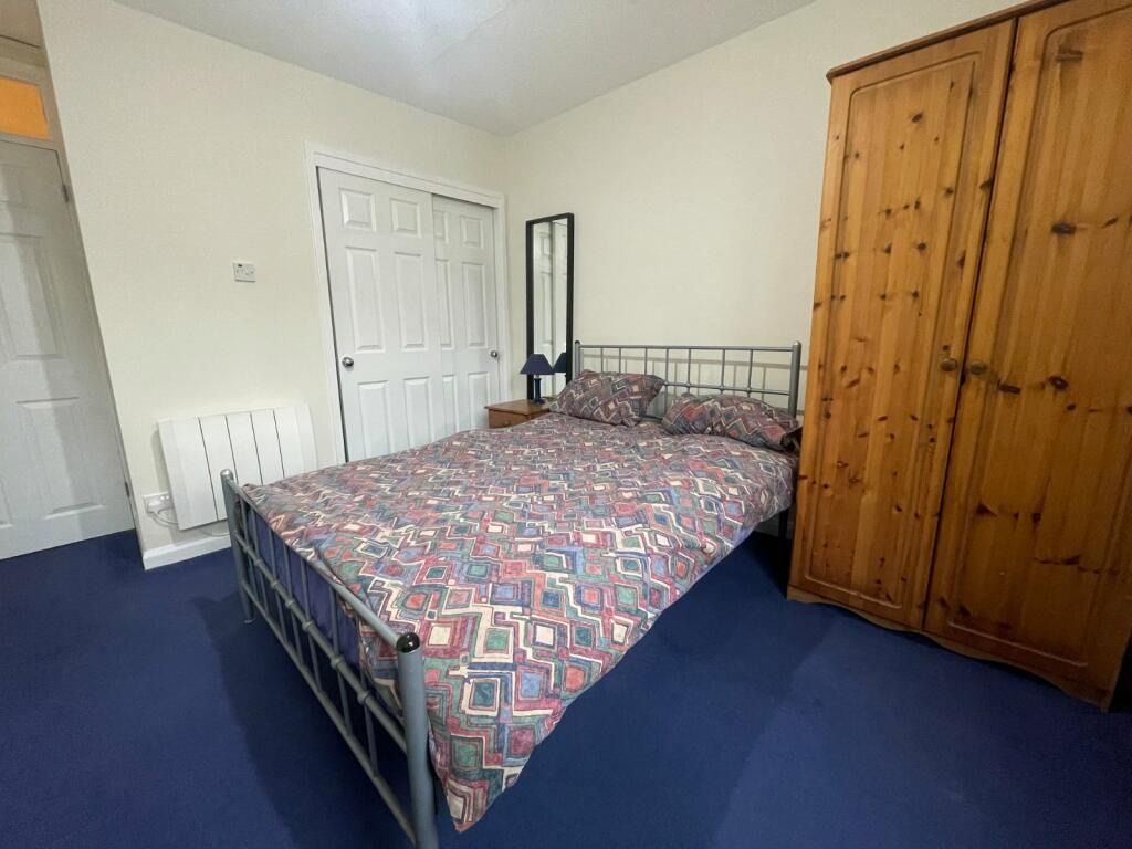 Property photo 1 of 3