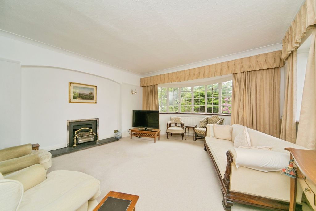 Property photo 2 of 21 Pbox-Img.Jpg