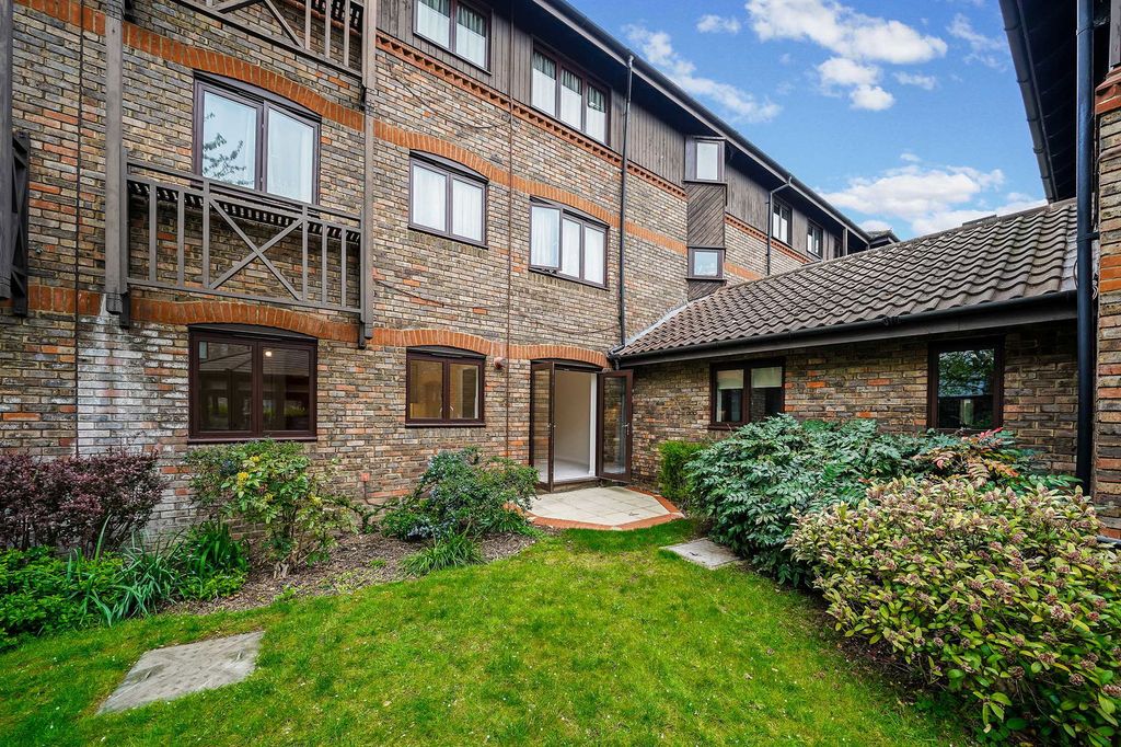 Property photo 1 of 13