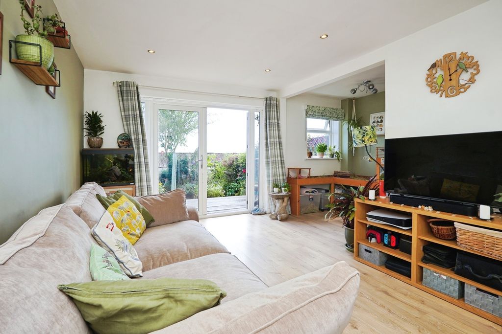 Property photo 2 of 24 Pbox-Img.Jpg