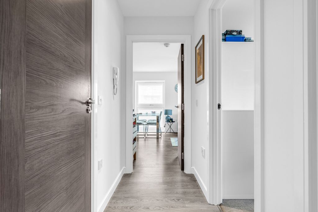 Property photo 3 of 17 Interna;-12