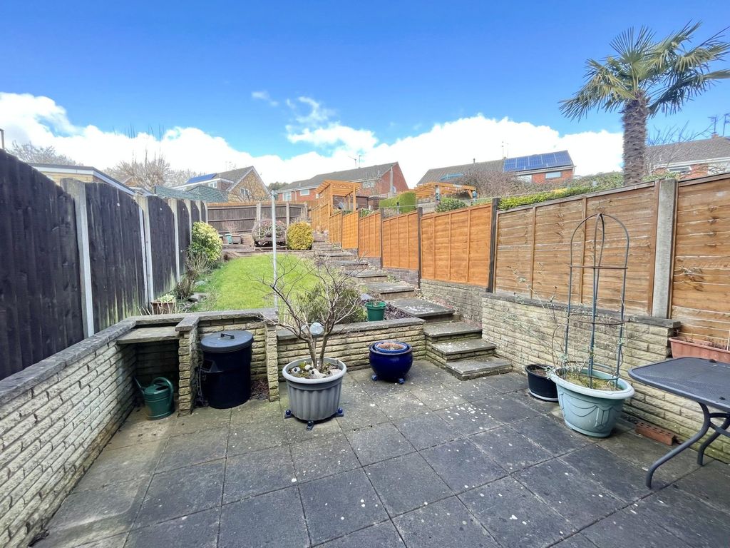 Property photo 2 of 21