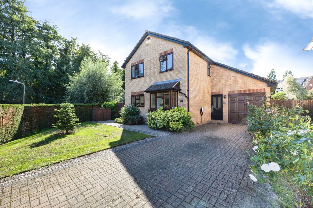 Property photo 1 of 23