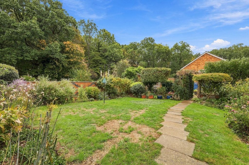 Property photo 3 of 30 Rear Garden