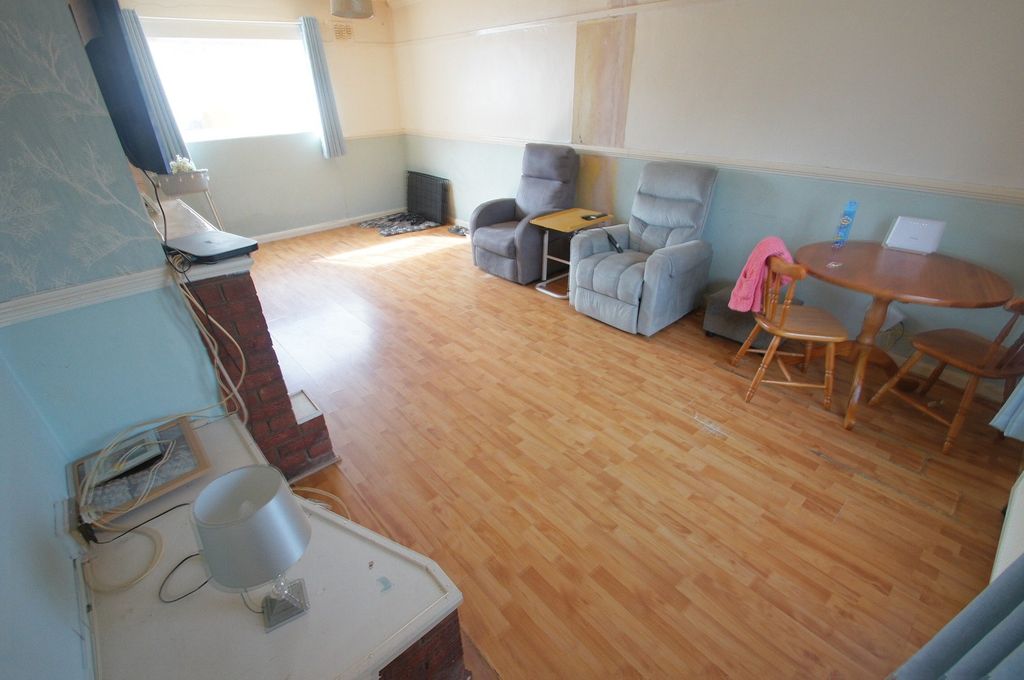 Property photo 2 of 14 Not Specified