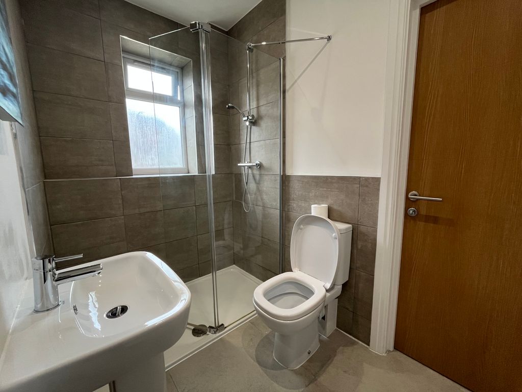 Property photo 3 of 8 Img_5653