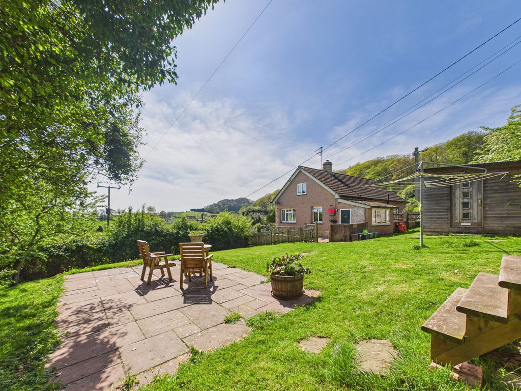 Property photo 1 of 25 Garden And Side Elevation