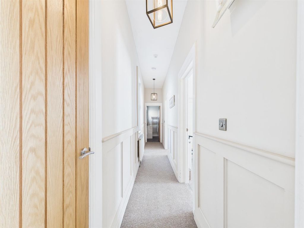 Additional image 9 of 1 bed flat for saleSt James Place, Ilfracombe EX34