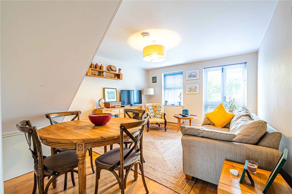 Property photo 3 of 17 Picture No. 31