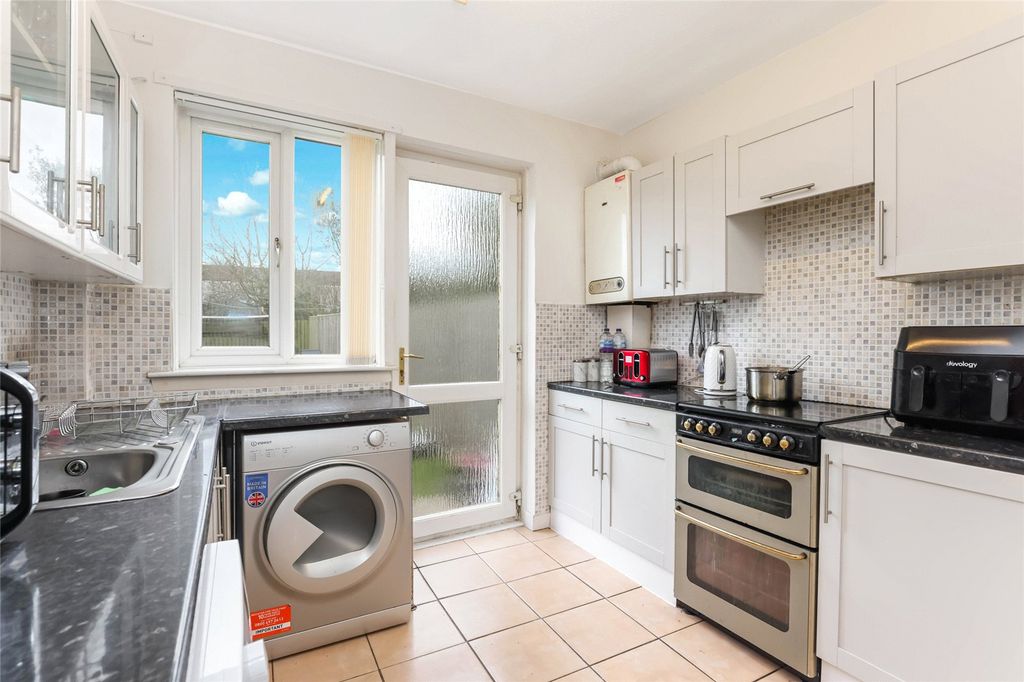 Property photo 3 of 17 Picture No. 09