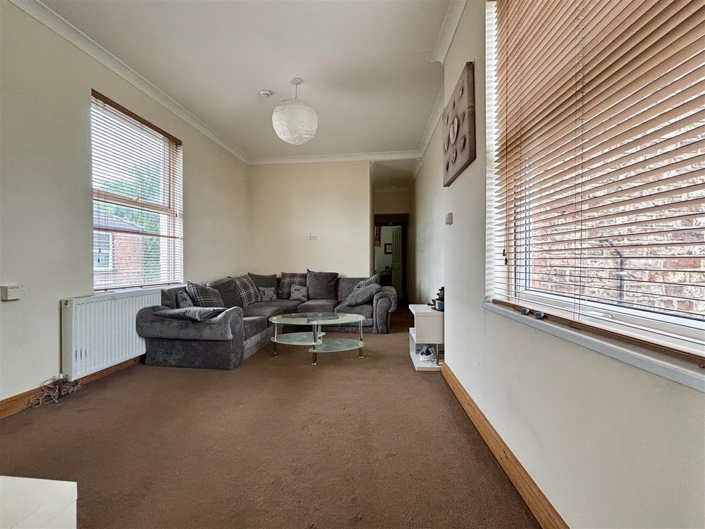 Property photo 3 of 5 Img_2452.Jpeg