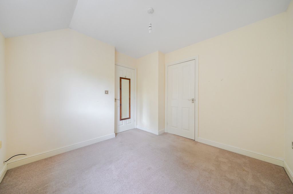 Additional image 14 of 3 bed semi-detached house for saleOaklands Park, Newtown, Powys SY16