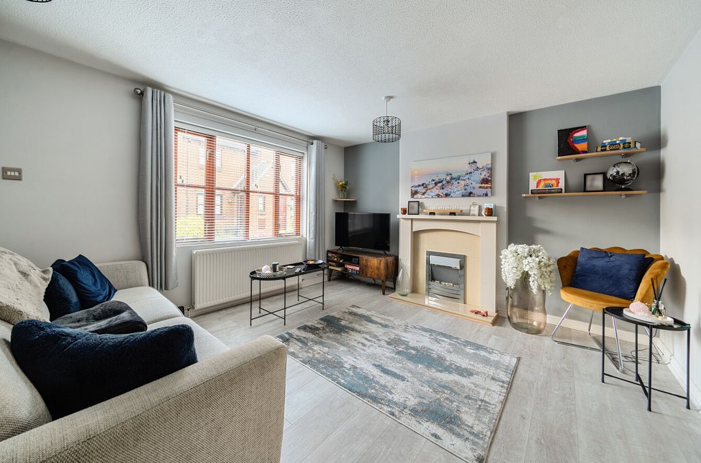 Property photo 3 of 18 1347521-5-68c14d9...