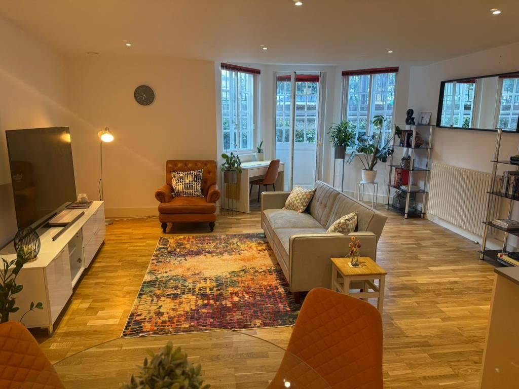 Property photo 1 of 19 Reception Room