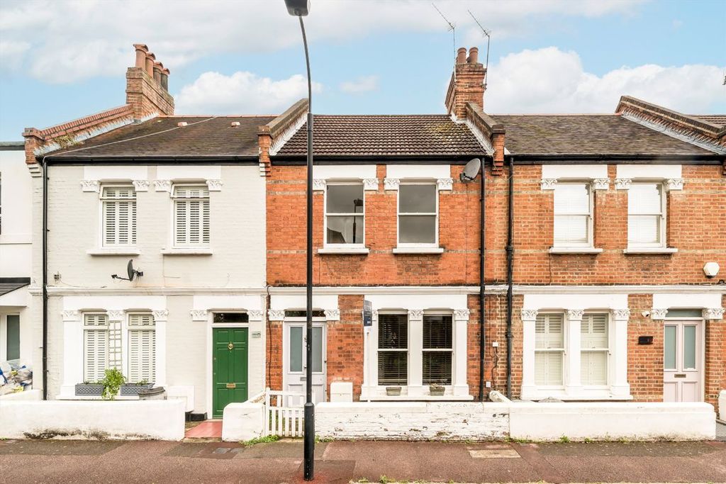 Property photo 1 of 7