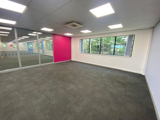 Property photo 3 of 7 Photo 13
