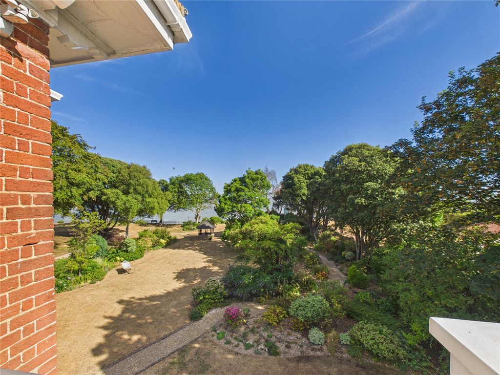 Property photo 2 of 17 Picture No. 18