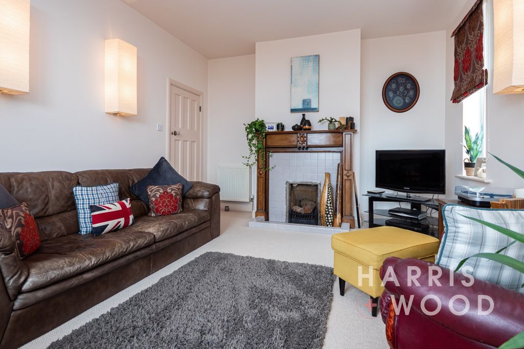 Property photo 3 of 48 4122608