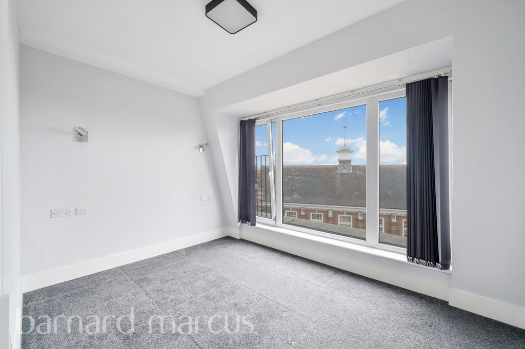 Property photo 3 of 7 Image