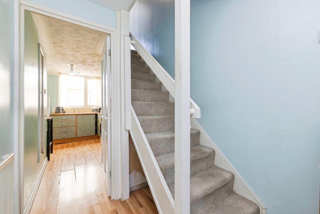 Property photo 2 of 16 Pbox-Img.Jpg
